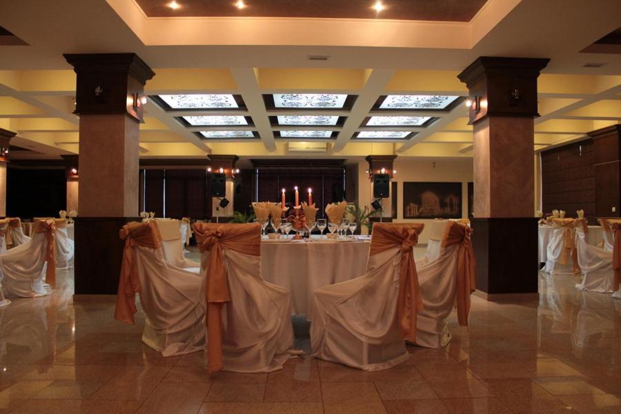 Hotel Imperium Suceava Eksteriør bilde