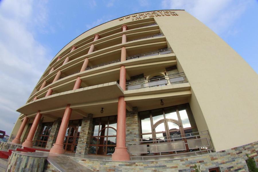 Hotel Imperium Suceava Eksteriør bilde