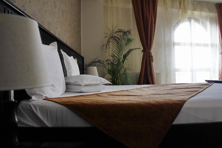 Hotel Imperium Suceava Eksteriør bilde